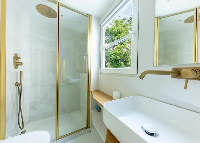 Appartement 42cherchemidi New 100m2 3br Designer Flat In 6th St Germain-des-près
