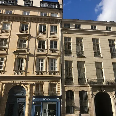Apartment New 100m2 3-bedroom Flat In 6th St Germain-des-pres *