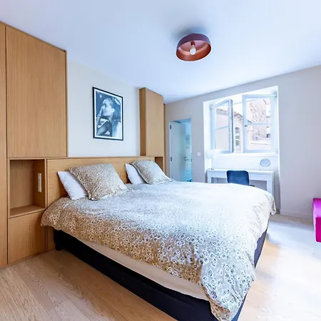 Lejlighed 42cherchemidi New 100m2 3br Designer Flat In 6th St Germain-des-pres