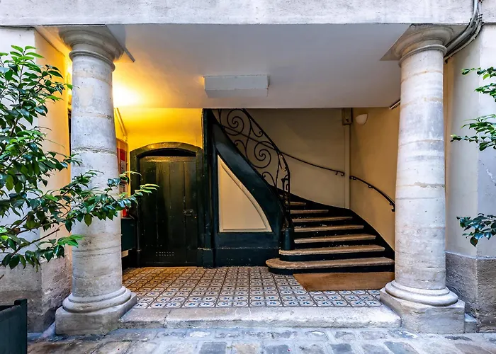 42cherchemidi New 100m2 3br Designer Flat In 6th St Germain-des-pres باريس